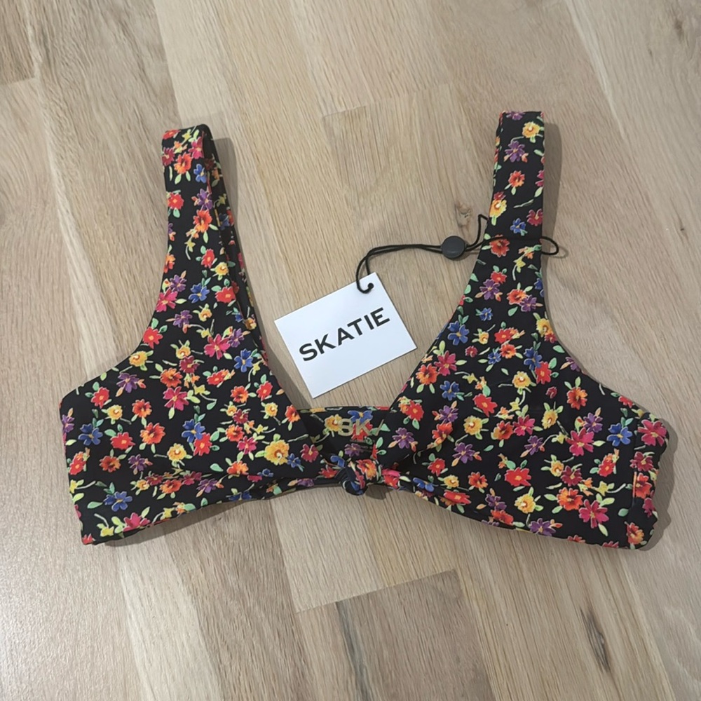 SKATIE X Small Bikini Top